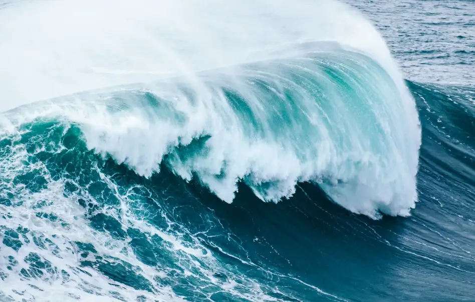 Energija okeana: Mogućnosti i izazovi korišćenja talasa za struju