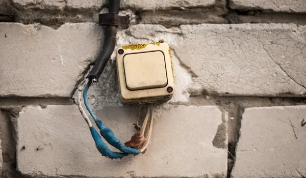 Danas bez struje u 10 opština: Proverite da li ste na listi isključenja